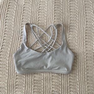 Lululemon free to be wild bra